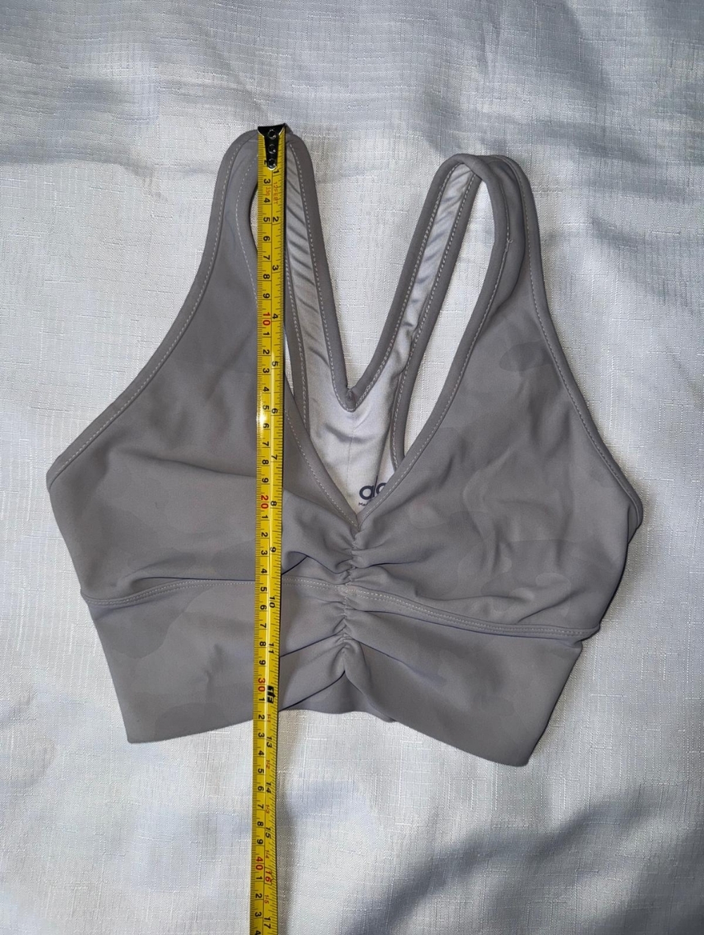 Alo Yoga Crop Top - Grey - Size XS - Excellent Condition - Picture 4 of 6